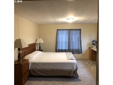 Bathroom, Attached