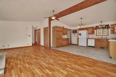 225 Fossil Cove Ln, Wilmington, IL 60481 - photo 6