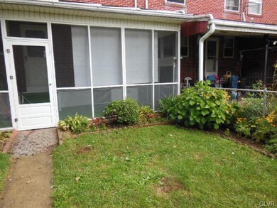 910 N 17th St, Allentown, PA 18104 - photo 3