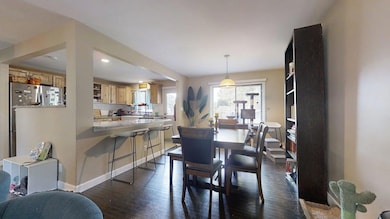 2605 Trafalgar Square, Champaign, IL 61821 - photo 7