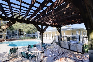 3230CumberlandRdamenities-19