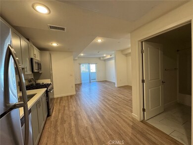 1025 S Berendo St unit 305, Los Angeles, CA 90006 - photo 6