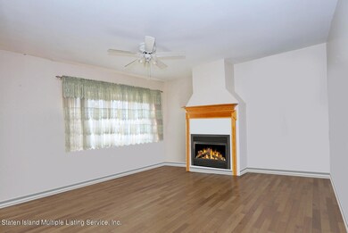7 Levit Ave, Staten Island, NY 10314 - photo 4