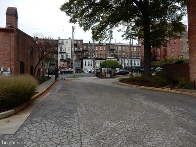 1011 Hunter St unit D3, Baltimore, MD 21202 - photo 3