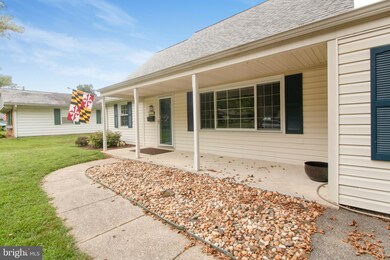 13214 Idlewild Dr, Bowie, MD 20715 - photo 2