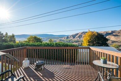 653 S Lawler Ave, East Wenatchee, WA 98802 - photo 3