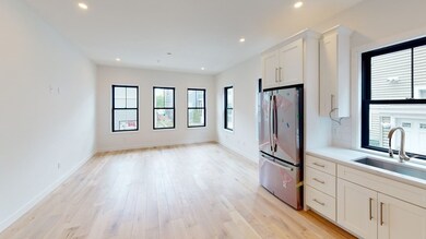 410 Shirley St unit 4, Winthrop, MA 02152 - photo 4