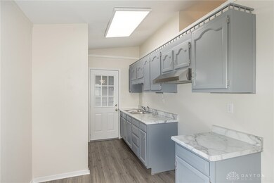 906 N Scott St, New Carlisle, OH 45344 - photo 7