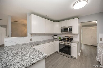 4767 Towne South Rd, Saint Louis, MO 63128 - photo 5