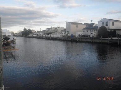 2513 Hiering Rd, Toms River, NJ 08753 - photo 3