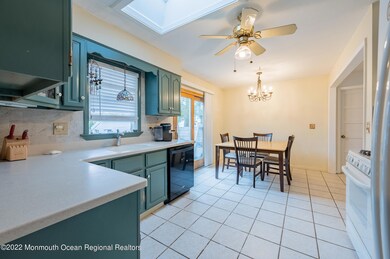 Kitchen 5