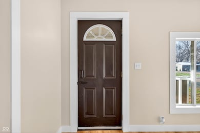 704 W 7th St, Seymour, IN 47274 - photo 5