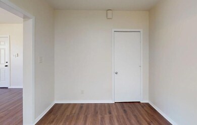 224 W Hull St unit B, Denison, TX 75020 - photo 5