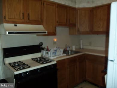 1206 Fidelity St, Reading, PA 19604 - photo 6