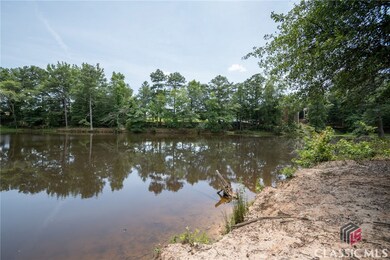 284 Meeler Cir, Bogart, GA 30622 - photo 6