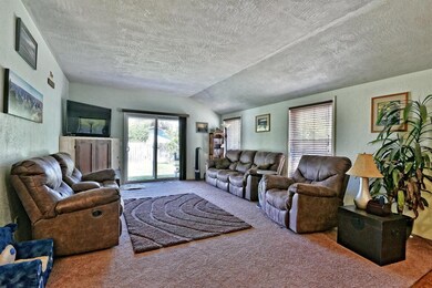 1804 Cottonwood Dr unit 1, Central Point, OR 97502 - photo 6