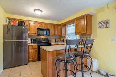 34 Bartlett St unit 34, Northborough, MA 01532 - photo 4