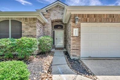 31618 Forest Oak Park Ct, Conroe, TX 77385 - photo 3