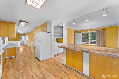 8520 32nd St W, University Place, WA 98466 - photo 5