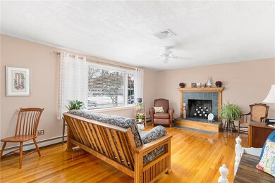 101 Greenwood Dr, Wakefield, RI 02879 - photo 3