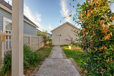 208 Bumble Way Exterior (6 of 8)