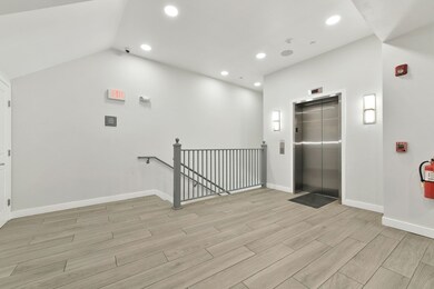64 Market St unit 209, Lynn, MA 01901 - photo 2