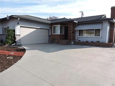 Extra Long Driveway & Drought Tolerant Landscaping