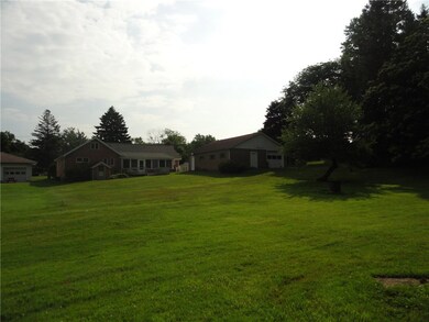 3024 Caughey Rd, Erie, PA 16506 - photo 4