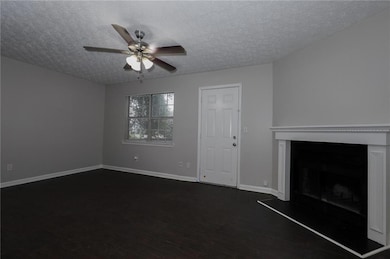 7215 Crestside Dr, Austell, GA 30168 - photo 4