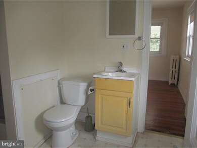 101 Main St unit 3RD FL, Riverton, NJ 08077 - photo 7