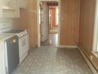 unlisted-address, Allentown, PA 18102 - photo 6