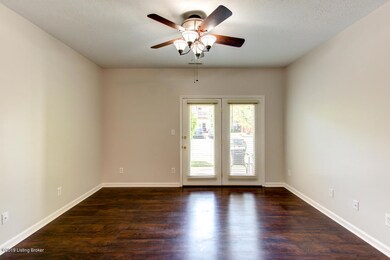 8002 Magnolia Ridge Ct-4