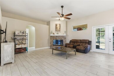 607 Butch Cassidy Trail, Wimauma, FL 33598 - photo 5