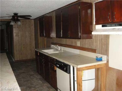 3177 Stoney Creek, Reidsville, NC 27320 - photo 5