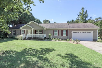 105 Wildflower Ln, Statesville, NC 28625 - photo 2
