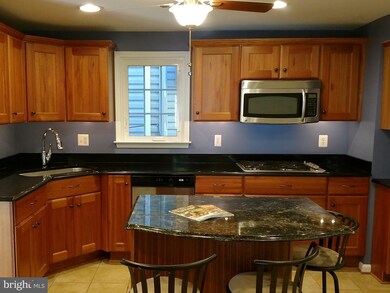 9 Fiske Ave, Glyndon, MD 21136 - photo 4