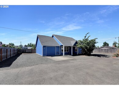 176 19th St, Springfield, OR 97477 - photo 3