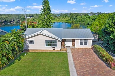 513 Lake Saddlebags Dr, Lake Placid, FL 33852 - photo 2