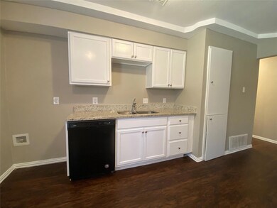 7913 Maplewood Ave, North Richland Hills, TX 76180 - photo 6