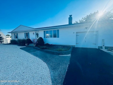 732 Tunney Point Dr, Toms River, NJ 08753 - photo 2