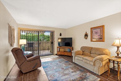 Living Area 2 (1)