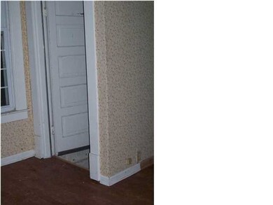 102 John St, Loogootee, IN 47553 - photo 7