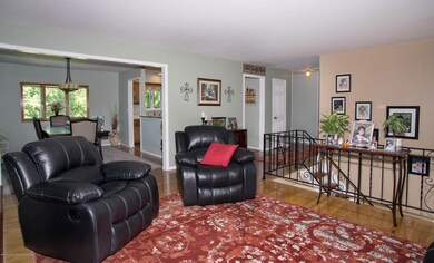 4 Green Ridge Ln, Monmouth Junction, NJ 08852 - photo 7