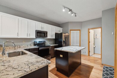 11860 85th Place N, Maple Grove, MN 55369 - photo 3