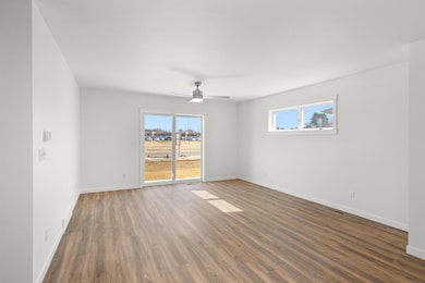 1200 Sween Dr unit 2, Holmen, WI 54636 - photo 7