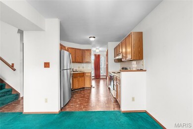 1030 Gifford Ct, Florissant, MO 63031 - photo 5