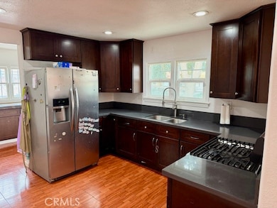 1404 N Culver Ave, Compton, CA 90222 - photo 4