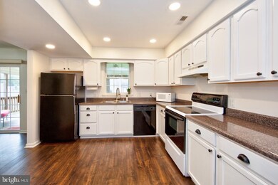 6927 Gunder Ave, Middle River, MD 21220 - photo 5