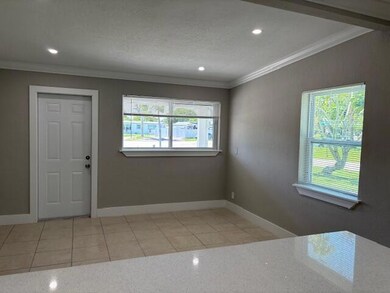 5580 Honeysuckle Dr unit Main House, West Palm Beach, FL 33415 - photo 4