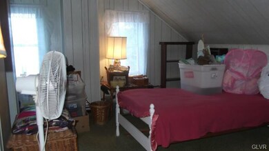 attic -- 3rd bedroom